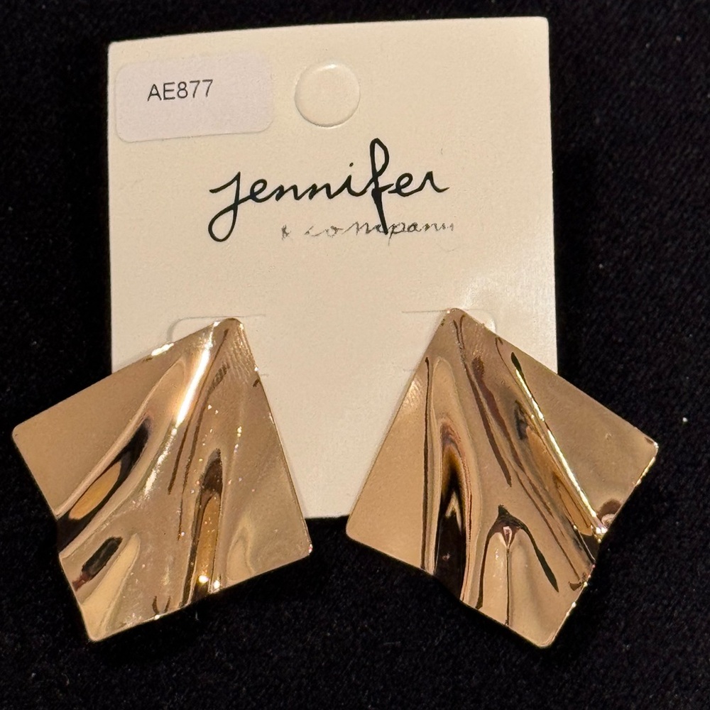 Jennifer and Company Gold-Tone Abstract Earrings 1.75 in BOUTIQUE GLAM - Picture 2 of 6